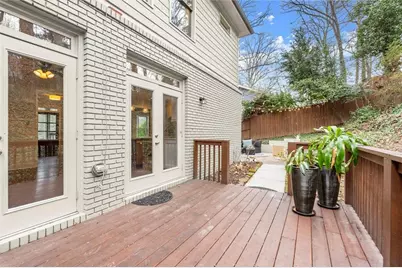 1851 Fern Creek Lane NE, Atlanta, GA 30329 - Photo 40