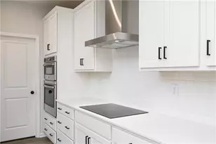 4019 Annsbury Ct, Lilburn, GA 30047 - Photo 10