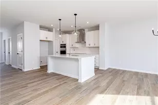 4019 Annsbury Ct, Lilburn, GA 30047 - Photo 8