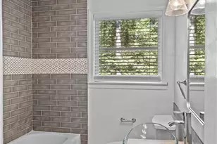 2150 Azalea Cir, Decatur, GA 30033 - Photo 10