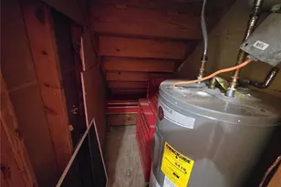 1297 Tree Creek Ct, Clarkston, GA 30021 - Photo 12