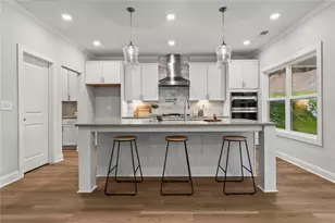 90 Riverwalk Manor Dr, Dallas, GA 30132 - Photo 2