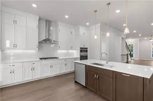 608 Goldsmith Ct, Johns Creek, GA 30022 - Photo 16