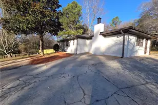 1576 S Gordon Rd, Austell, GA 30168 - Photo 10