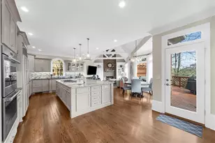 9635 Autry Falls Dr, Alpharetta, GA 30022 - Photo 24