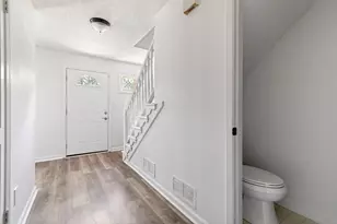 7169 Williamsburg Dr, Riverdale, GA 30274 - Photo 4