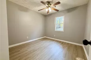 5478 Rocky Pine Dr, Lithonia, GA 30038 - Photo 16