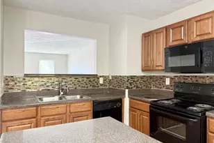 1708 Redan E, Lithonia, GA 30058 - Photo 14