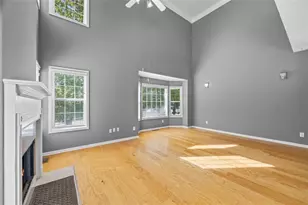 5977 Eagle Tiff Ln, Sugar Hill, GA 30518 - Photo 4