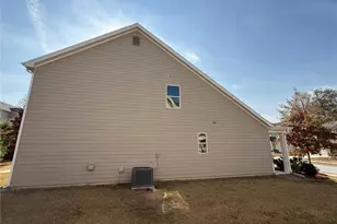 2406 Bear Mountain St, Lithonia, GA 30058 - Photo 16