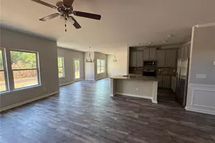 2406 Bear Mountain St, Lithonia, GA 30058 - Photo 2