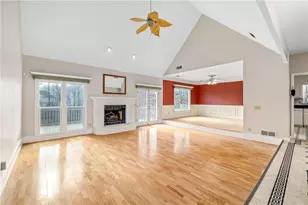 3374 Floral Ct, Suwanee, GA 30024 - Photo 8