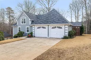 3374 Floral Ct, Suwanee, GA 30024 - Photo 2