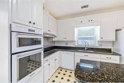 3374 Floral Court, Suwanee, GA 30024 - Photo 10