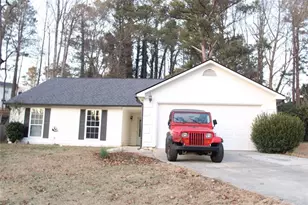 1991 Hollywood Dr, Lawrenceville, GA 30044 - Photo 2