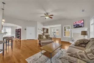 559 Bellbrook Ln, Lawrenceville, GA 30045 - Photo 32