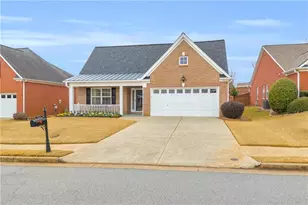 559 Bellbrook Ln, Lawrenceville, GA 30045 - Photo 2