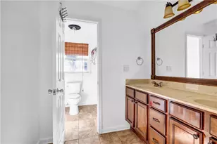 1327 Cotton Creek Dr, Lawrenceville, GA 30045 - Photo 12