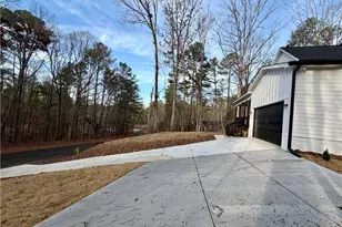 3220 Sweetbriar Dr, Villa Rica, GA 30180 - Photo 4