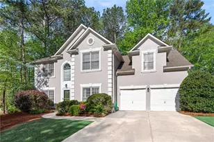 1035 Bridle Path Dr, Lawrenceville, GA 30045 - Photo 2
