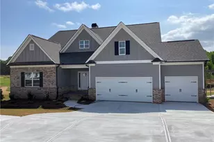 120 Cherokee Rose Ln, Hoschton, GA 30548 - Photo 1