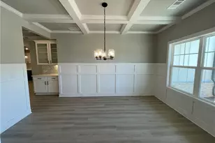 237 Cherokee Rose Ln, Hoschton, GA 30548 - Photo 4