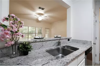 4007 Westchester Ridge NE, Brookhaven, GA 30329 - Photo 6