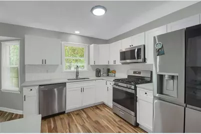 3992 Wrexham Drive, Snellville, GA 30039 - Photo 10