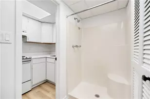 11 Forrest Pl, Atlanta, GA 30328 - Photo 36