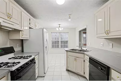 11790 Spring Lake Way, Fayetteville, GA 30215 - Photo 8