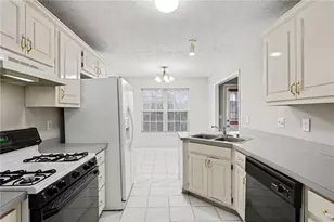 11790 Spring Lake Way, Fayetteville, GA 30215 - Photo 8