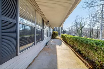 226 Chestnut Avenue, Demorest, GA 30535 - Photo 4