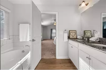 925 Lakehaven Lane, Loganville, GA 30052 - Photo 24