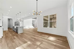 5676 Meadow View Dr, Jefferson, GA 30549 - Photo 18