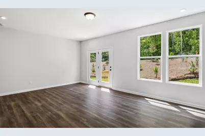 2696 Creek View Terrace NW, Atlanta, GA 30318 - Photo 4