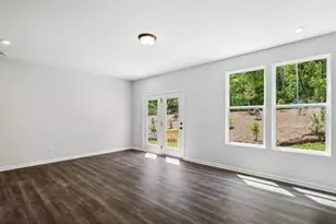 2696 Crk Vw Ter NW, Atlanta, GA 30318 - Photo 4