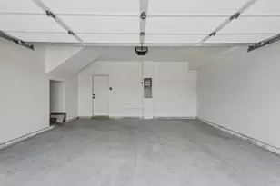 2696 Crk Vw Ter NW, Atlanta, GA 30318 - Photo 32