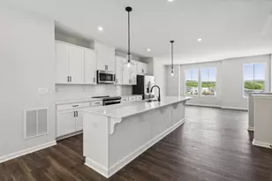 2696 Crk Vw Ter NW, Atlanta, GA 30318 - Photo 8