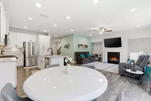 325 Hayden Cir, Woodstock, GA 30189 - Photo 12