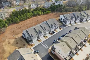 325 Hayden Cir, Woodstock, GA 30189 - Photo 34