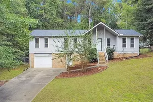 162 Ridgewood Dr, Woodstock, GA 30188 - Photo 2