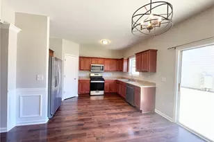 2090 Lakeshore Overlook Dr NW, Kennesaw, GA 30152 - Photo 12