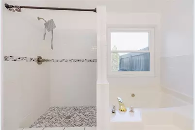 5790 Newberry Point Drive, Flowery Branch, GA 30542 - Photo 30