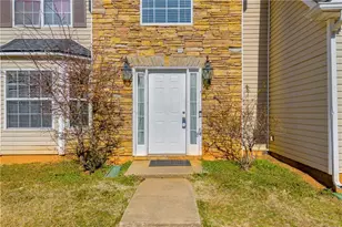 7546 Mountain Creek Bluff, Lithonia, GA 30058 - Photo 8