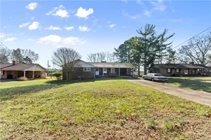 3750 Robinson Dr, Oakwood, GA 30566 - Photo 6