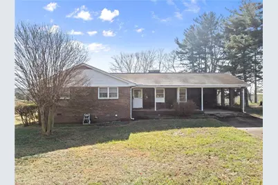 3750 Robinson Drive, Oakwood, GA 30566 - Photo 2