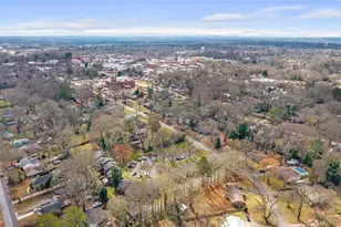 541 North White St, Carrollton, GA 30117 - Photo 22