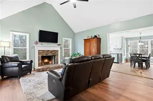 125 Cardinal Ct, Covington, GA 30016 - Photo 8