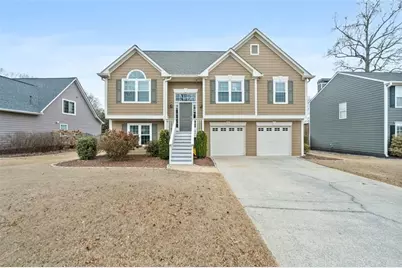 5078 Newpark Drive NW, Acworth, GA 30101 - Photo 1