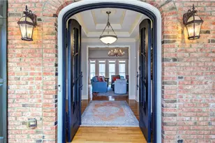 121 Laurel Ridge Dr, Alpharetta, GA 30004 - Photo 2